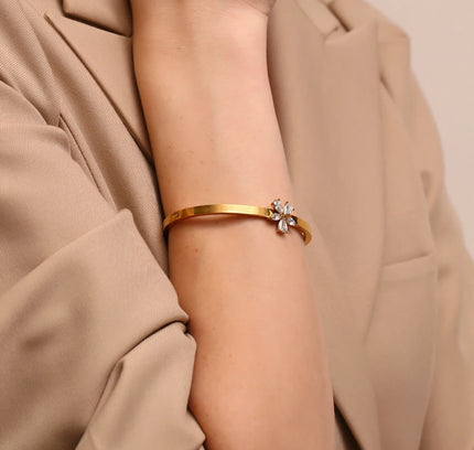 E.B.belle-pulsera de flores con diamantes de imitación de Color dorado/plateado, accesorios de joyería de decoración de acero inoxidable chapados en oro de 18 quilates