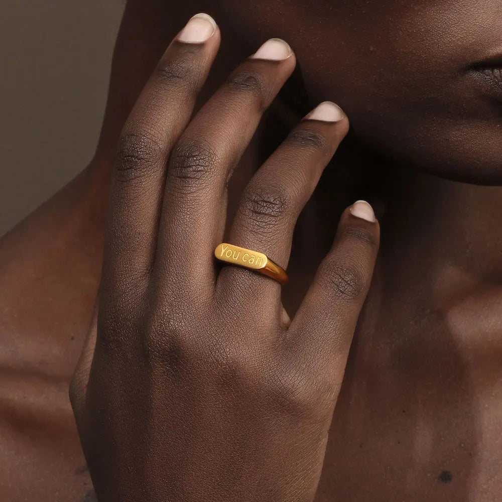 Anillo Minimalista Chapado en Oro 18K "You Can"