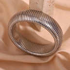 Elegante Brazalete de Acero Inoxidable en Oro y Plata
