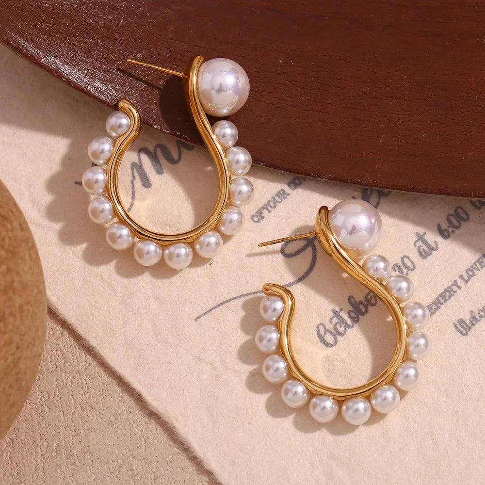 Pendientes de Gancho con Perlas y Oro 18K