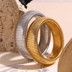 Elegante Brazalete de Acero Inoxidable en Oro y Plata