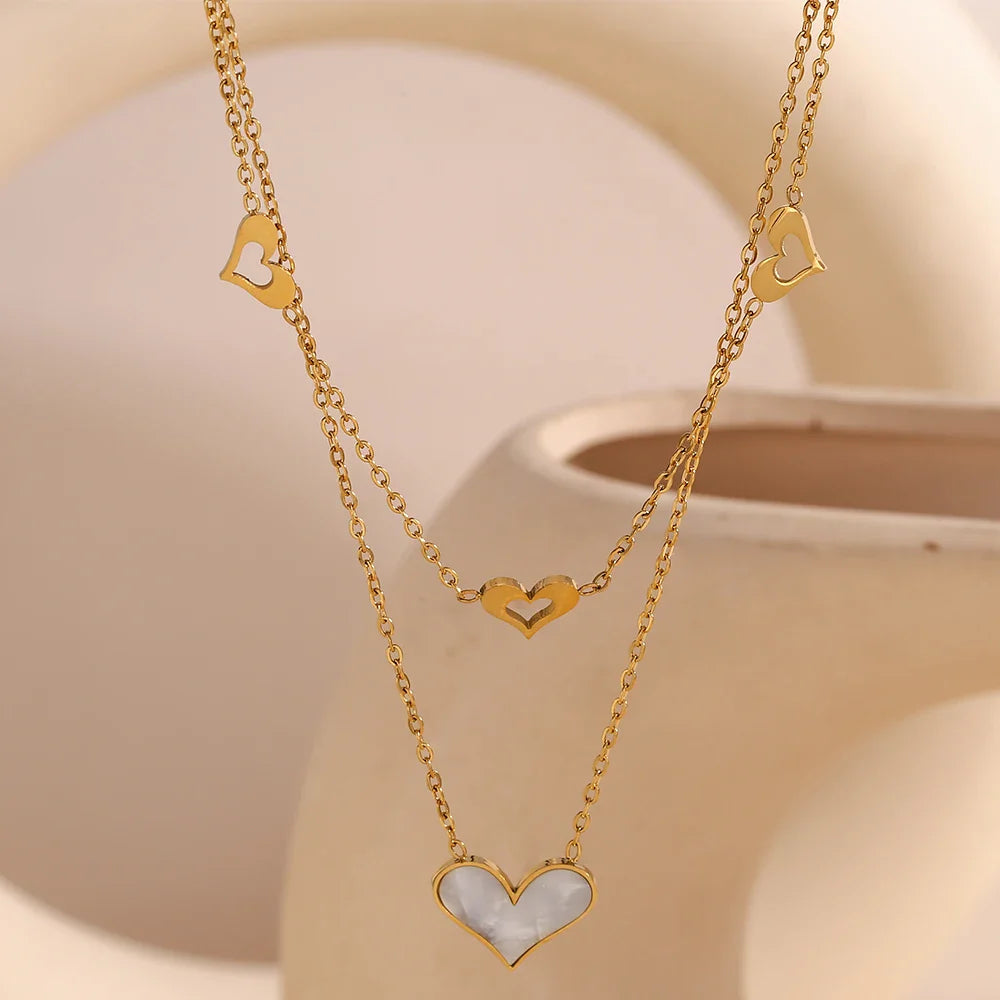 Collar de Doble Capa con Corazones Hipoalergénico