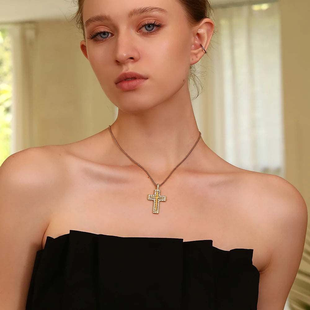 E.B.belle-collar con colgante de cruz de diamantes de imitación, resistente al agua, sin deslustre, chapado en oro de 18 quilates, de acero inoxidable, para mujeres y niñas