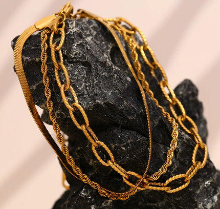 E.B.belle Cadena de bacelet de tres capas, cadena de serpiente, cadena retorcida chapada en oro de 18 quilates, joyería exquisita para fiesta de mujer