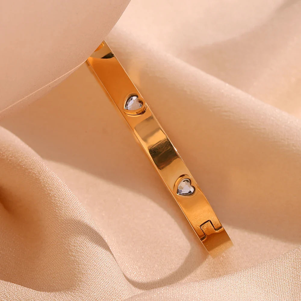 Pulsera de Corazón Chapada en Oro 18K Hipoalergénica