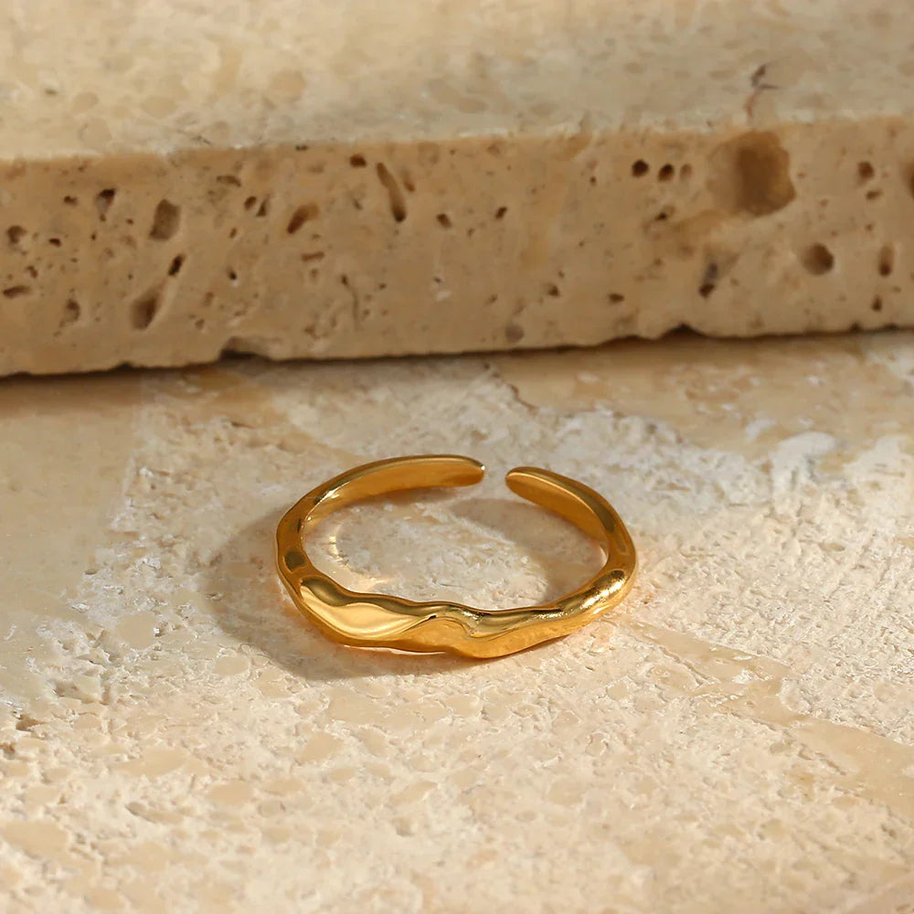 Anillo Ajustable de Acero Inoxidable Chapado en Oro