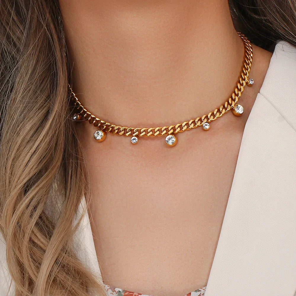 Collar Gargantilla con Cristales y Baño de Oro 18k