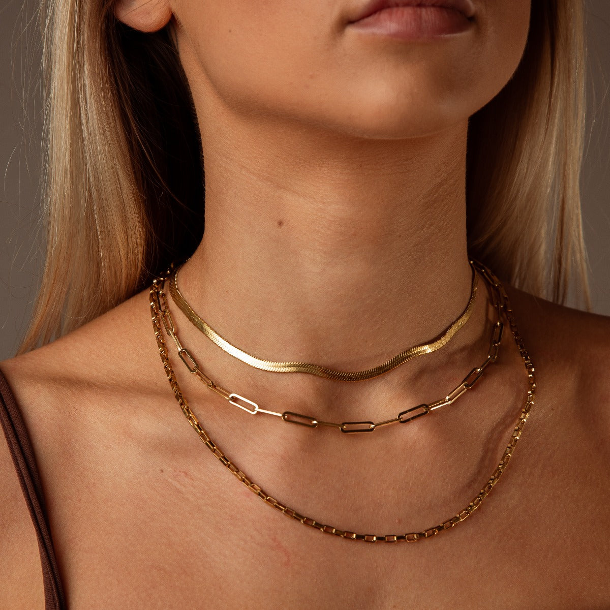 Collar Dorado de Cadena de Serpiente